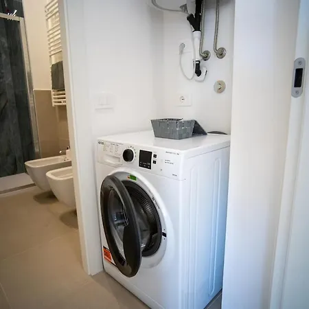 13 Nevoso Palace * Mailand