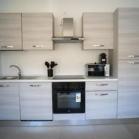 13 Nevoso Palace Apartment Mailand